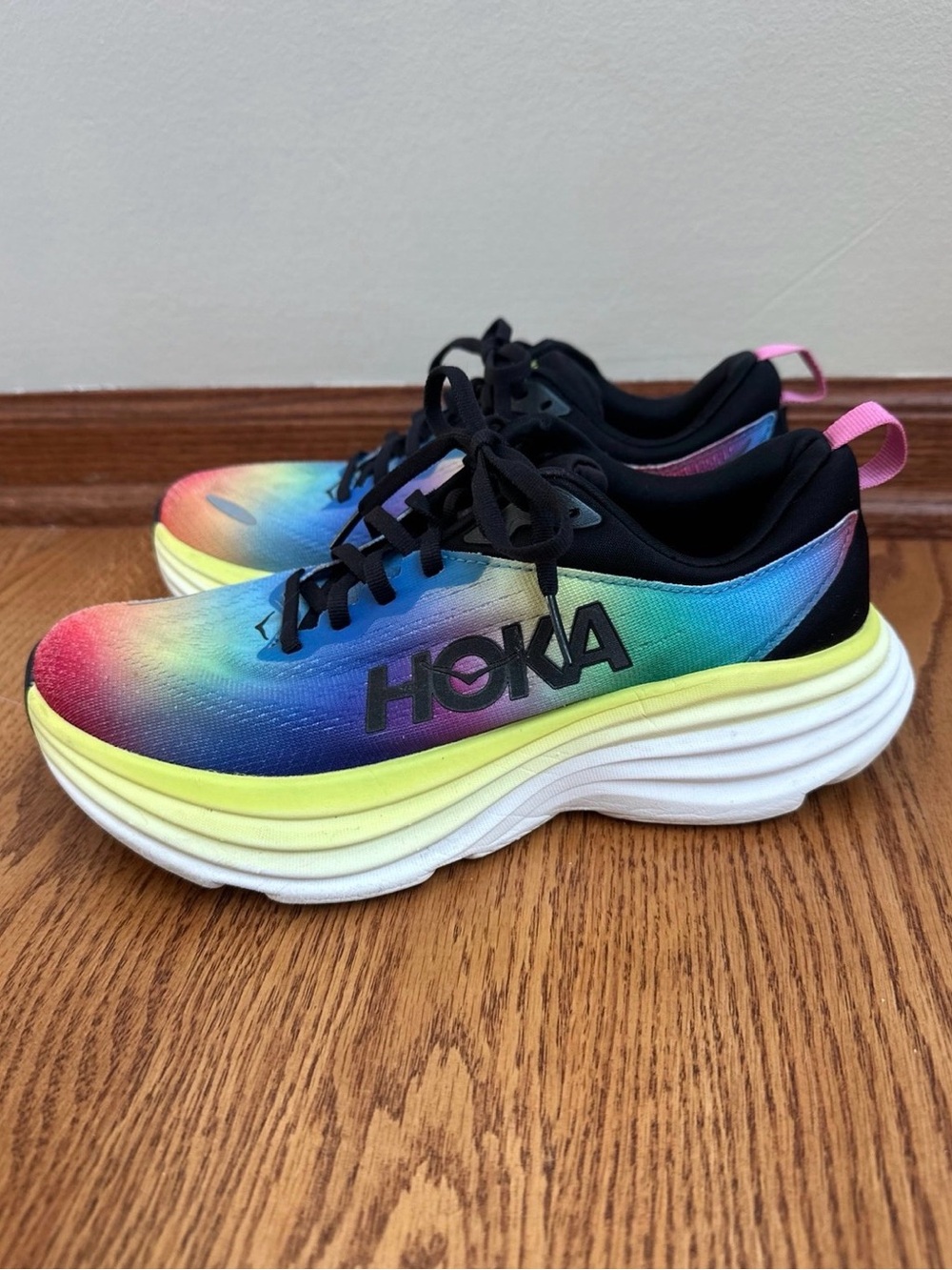 Hoka Bondi 8 Running Shoes Womens 7.5 Rainbow
